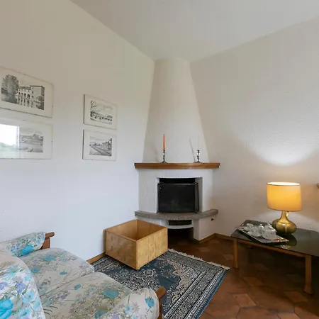 Charming La Gelosia Few Min From Lake: 2Br Monvalle Apartment - Happy Rentals *