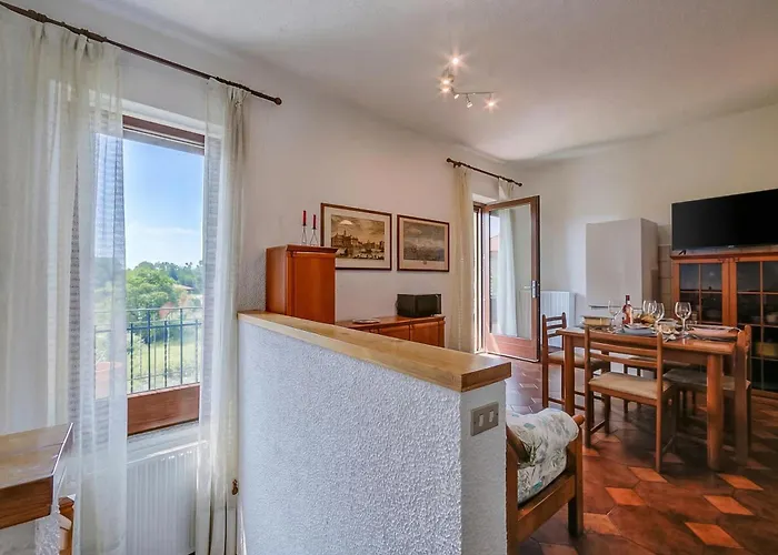 Apartmán Charming La Gelosia Few Min From - Happy